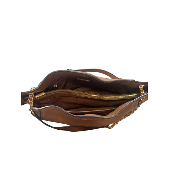 Tory Burch Britten Small Slouchy Tote in Pebbled Leather with Gold Chain Straps - Picture 4 of 7